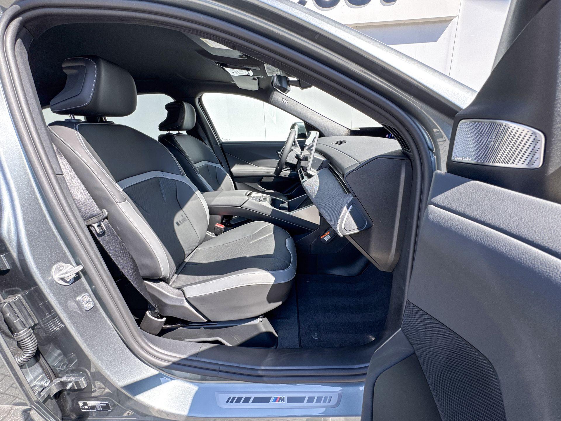 Foto van BMW Ix3