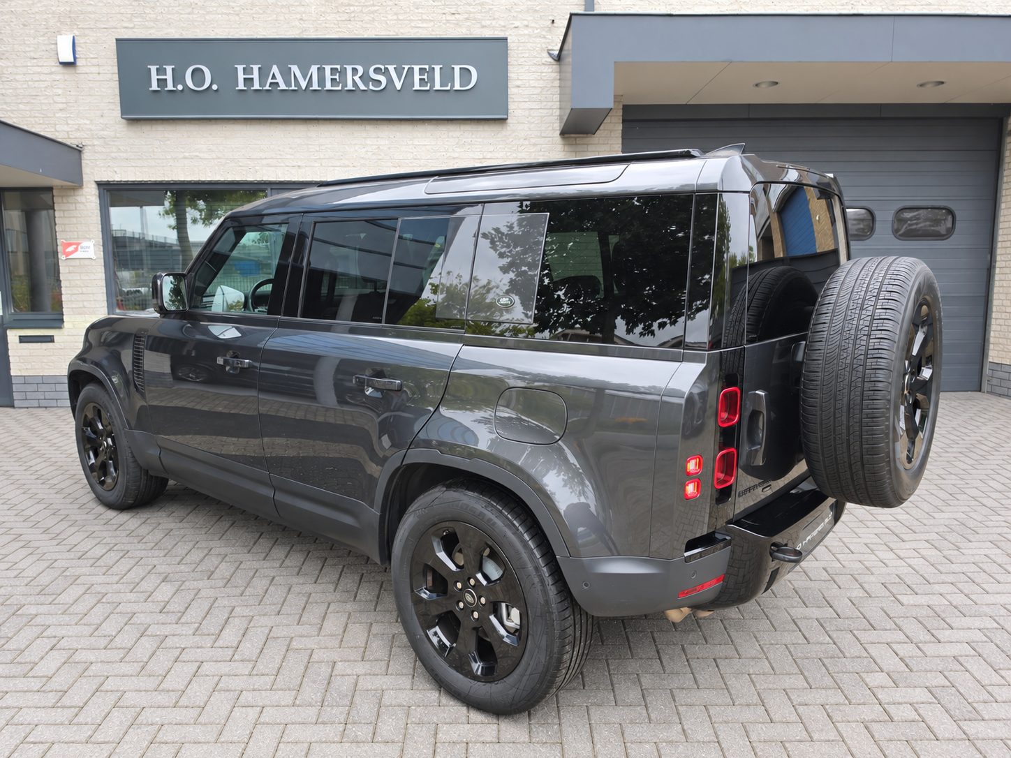 Foto van Land Rover Defender 110