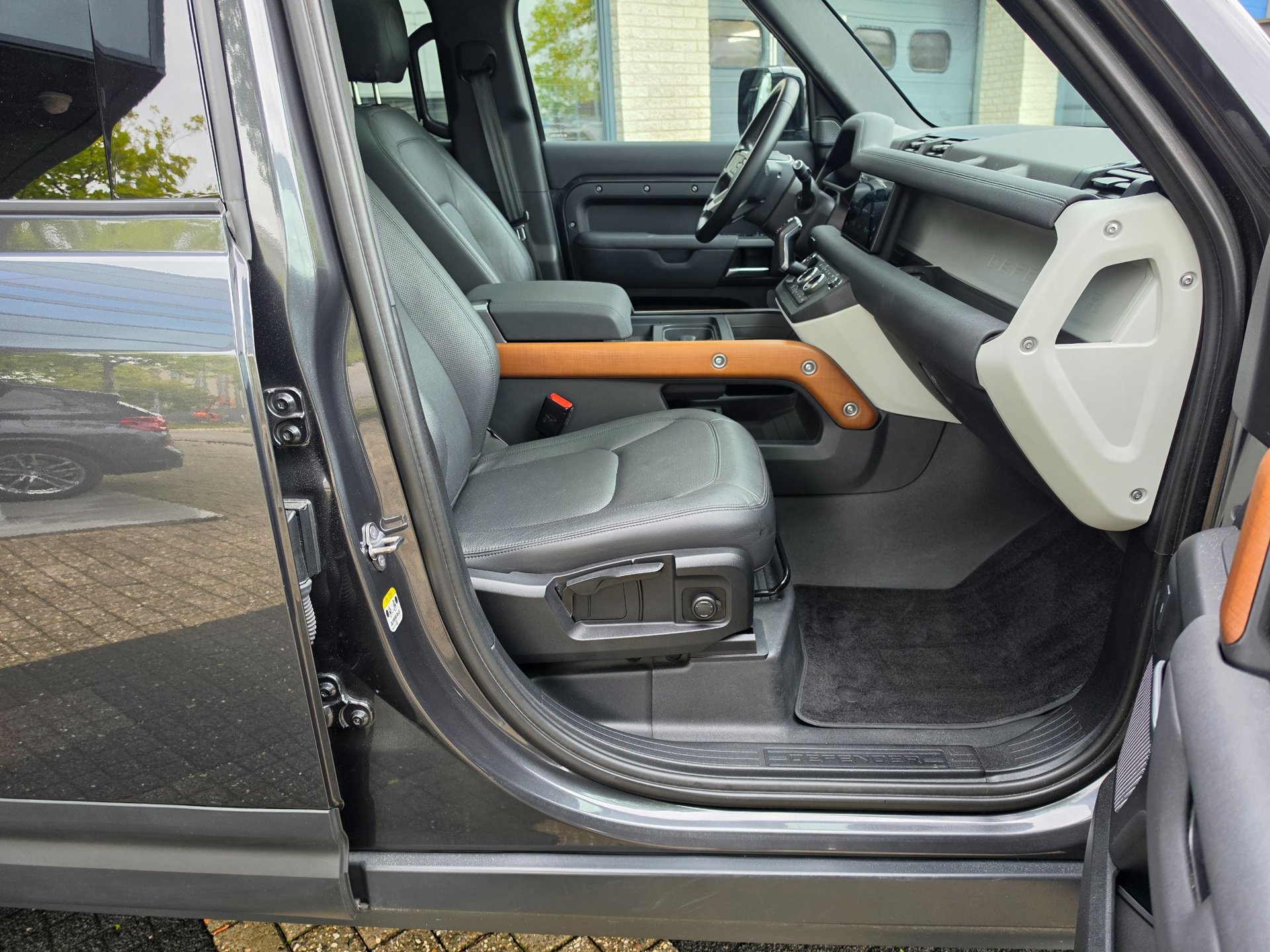 Foto van Land Rover Defender 110