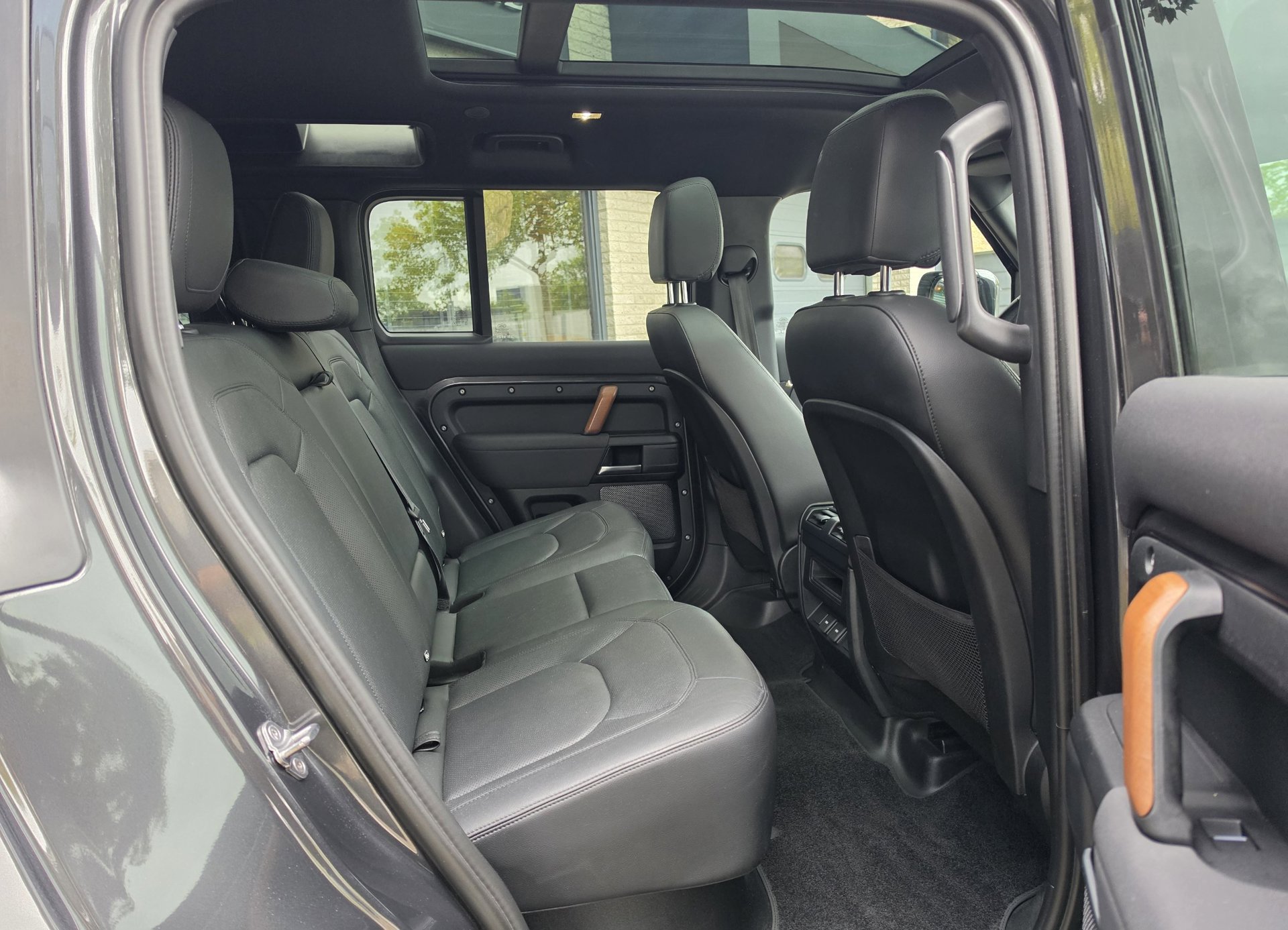 Foto van Land Rover Defender 110