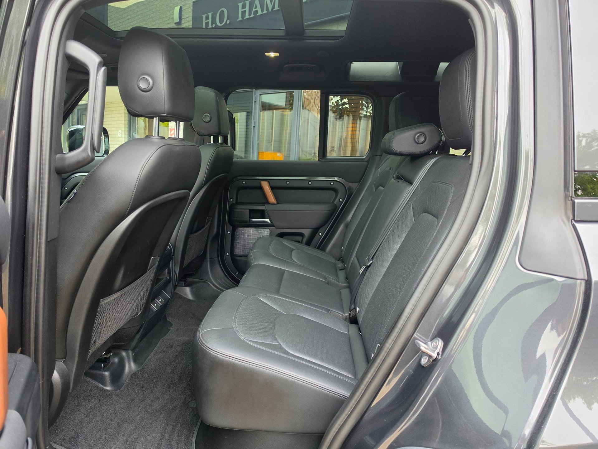 Foto van Land Rover Defender 110