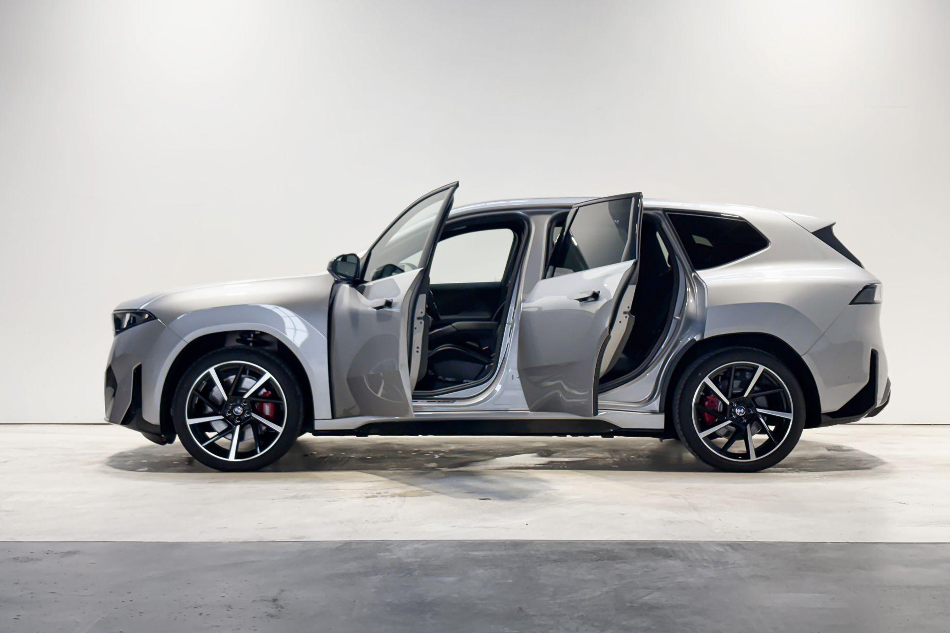 Foto van BMW Ix3