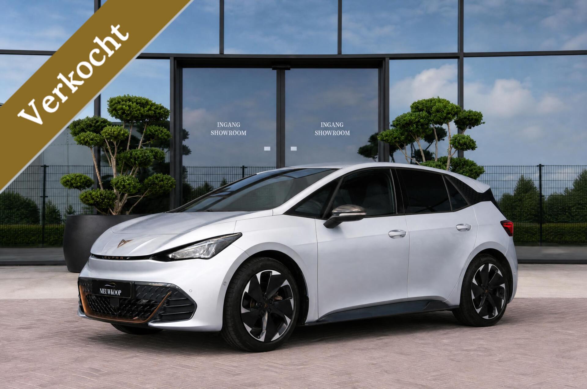 Cupra Born Performance 82 kWh WARMTEPOMP | VOL IN OPTIES 2023 - voorkant
