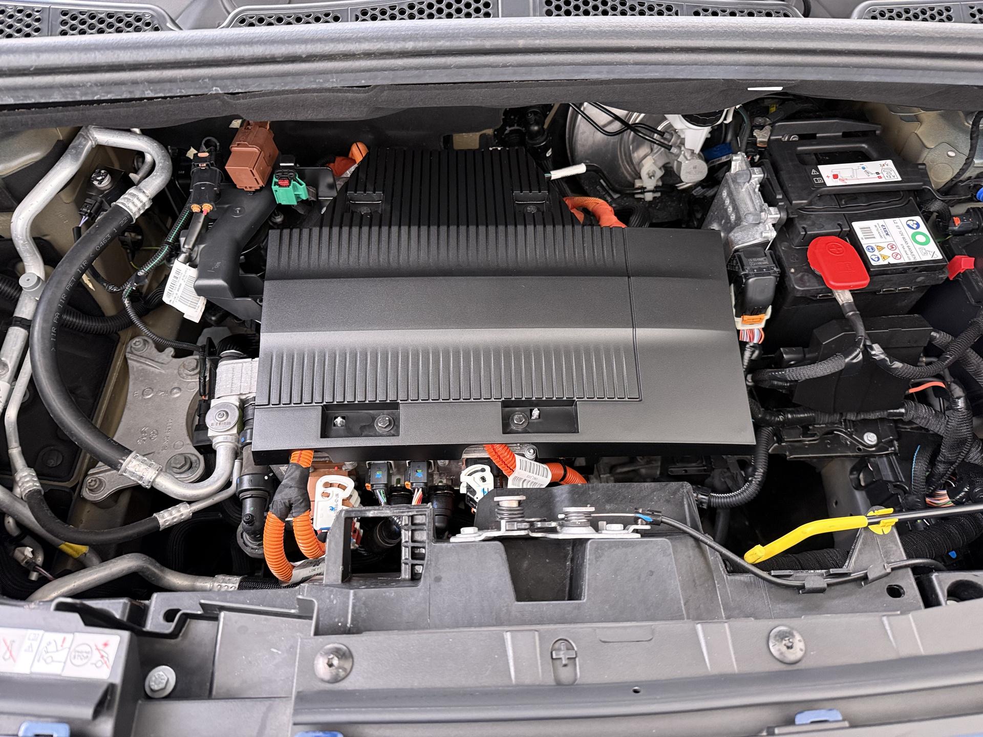 Foto van Peugeot E-rifter