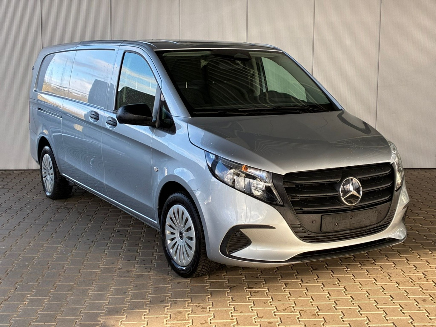 Foto van Mercedes-Benz Vito Gesloten Bestelwagen