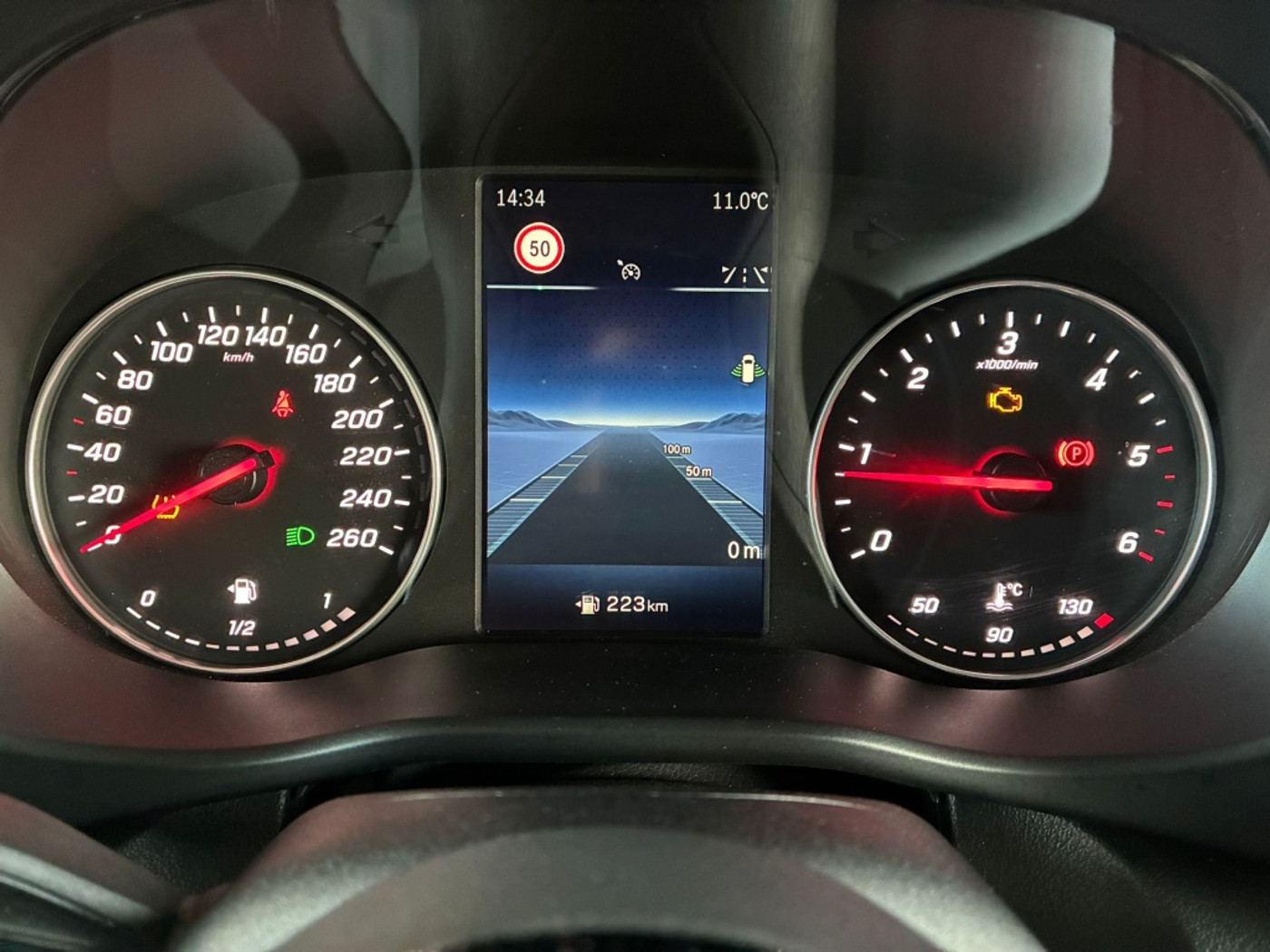 Foto van Mercedes-Benz Vito Gesloten Bestelwagen