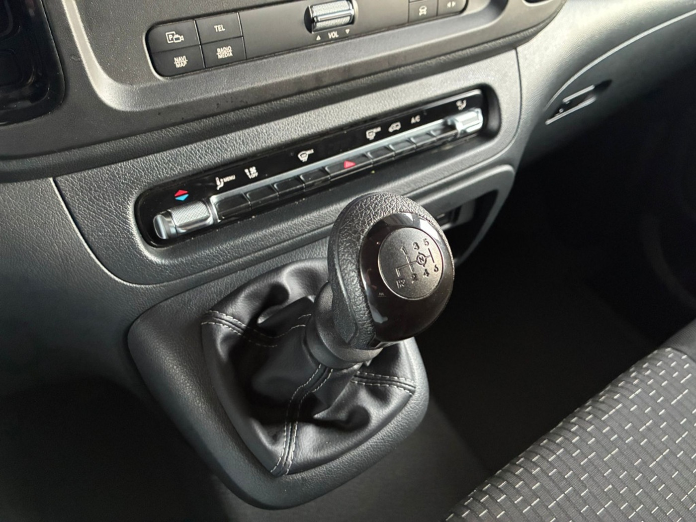 Foto van Mercedes-Benz Vito Gesloten Bestelwagen