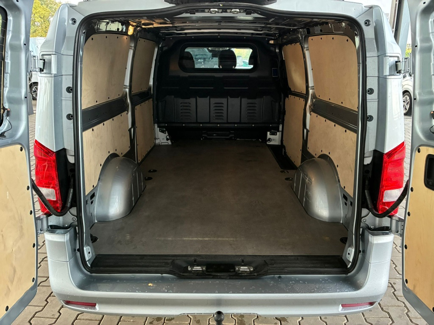 Foto van Mercedes-Benz Vito Gesloten Bestelwagen