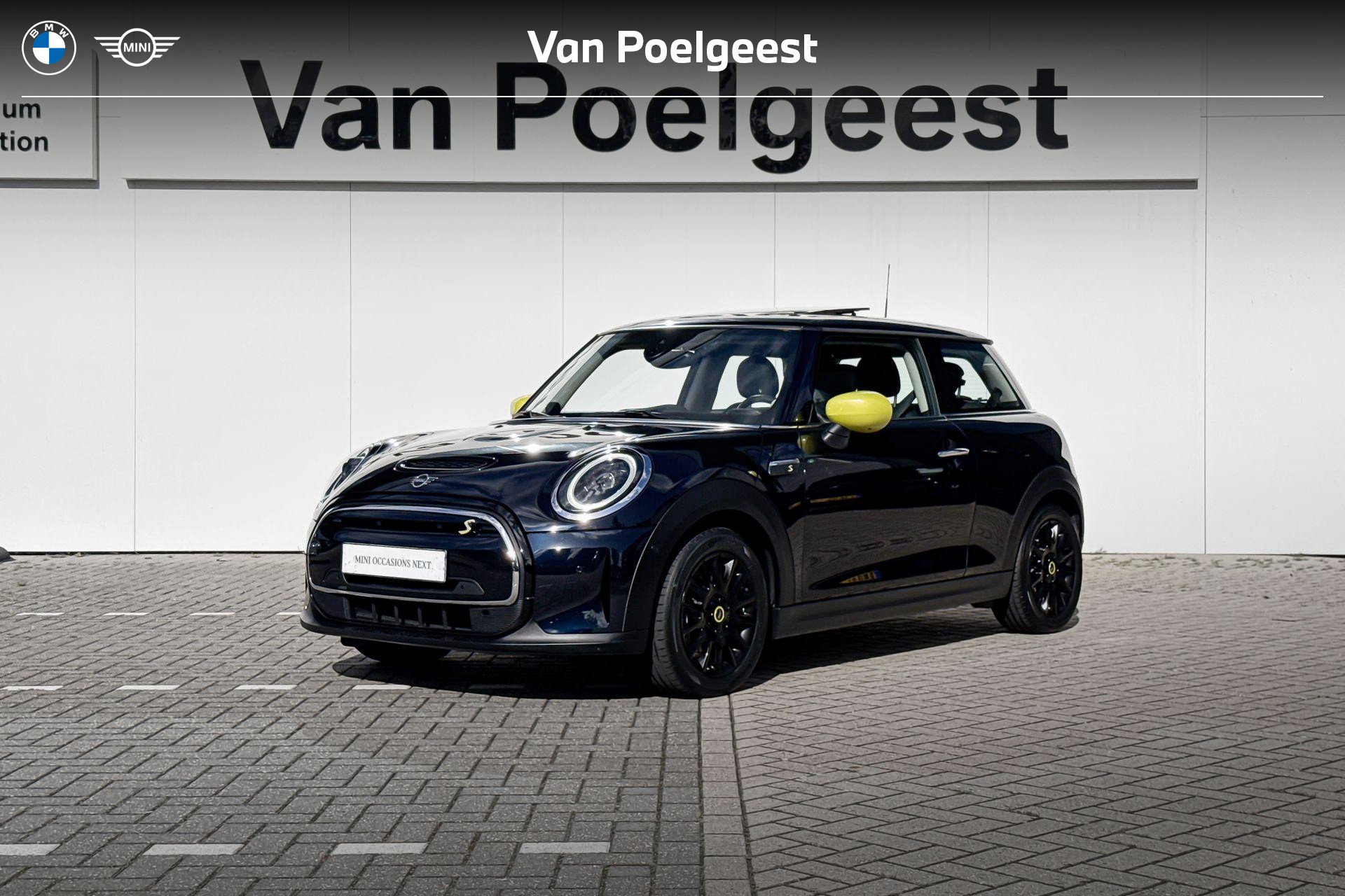Mini Electric Classic 2023 - voorkant