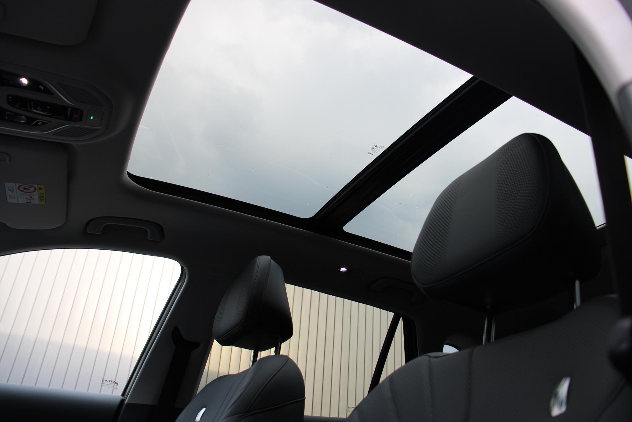 Foto van Geely Starray Em-i