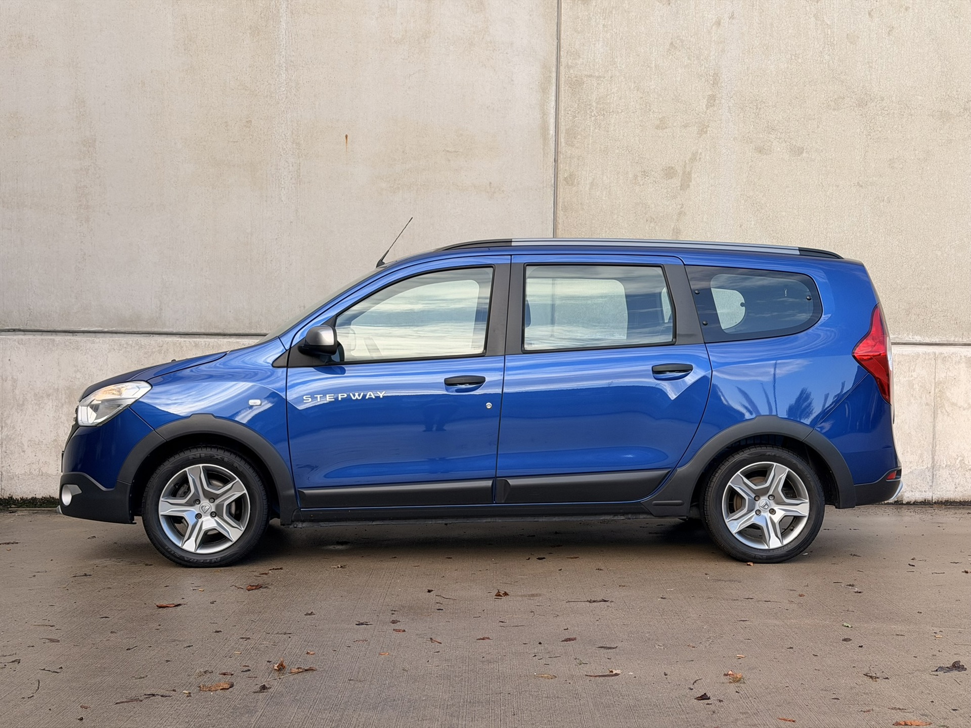 Foto van Dacia Lodgy