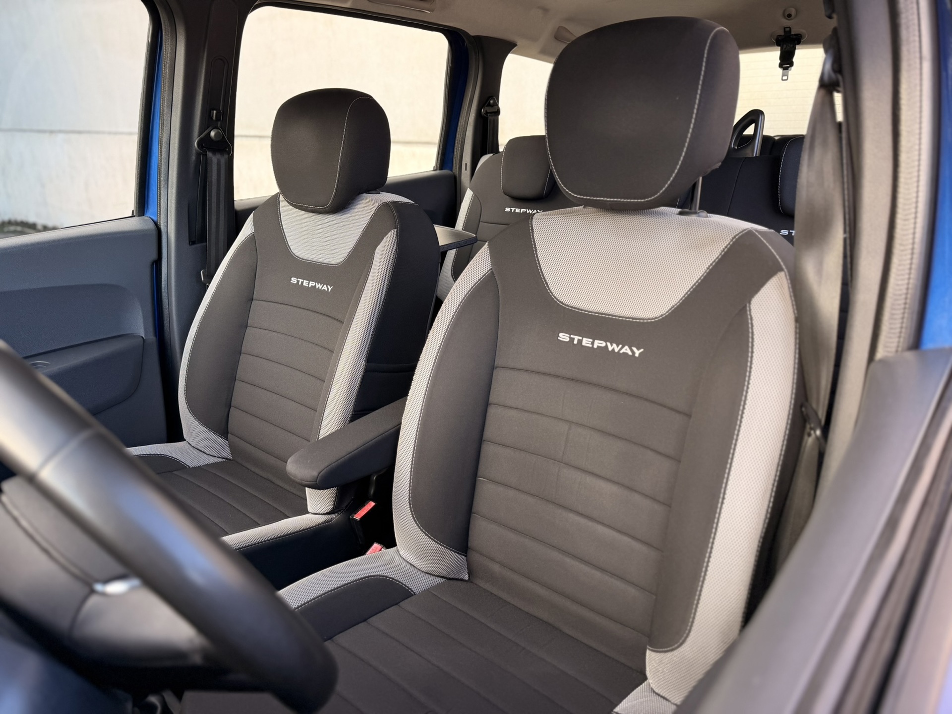 Foto van Dacia Lodgy