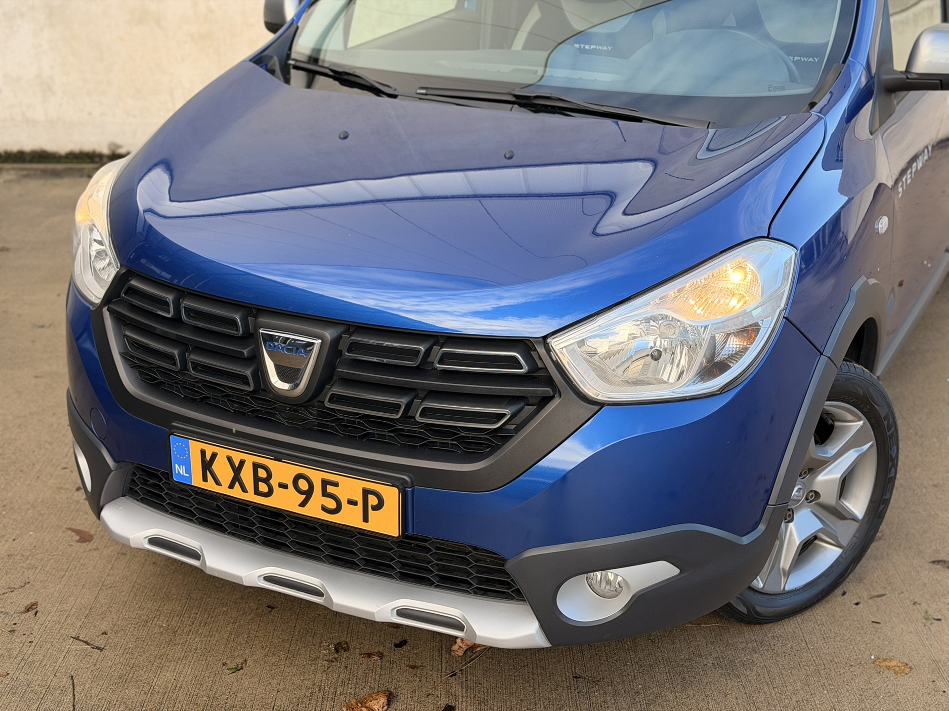Foto van Dacia Lodgy