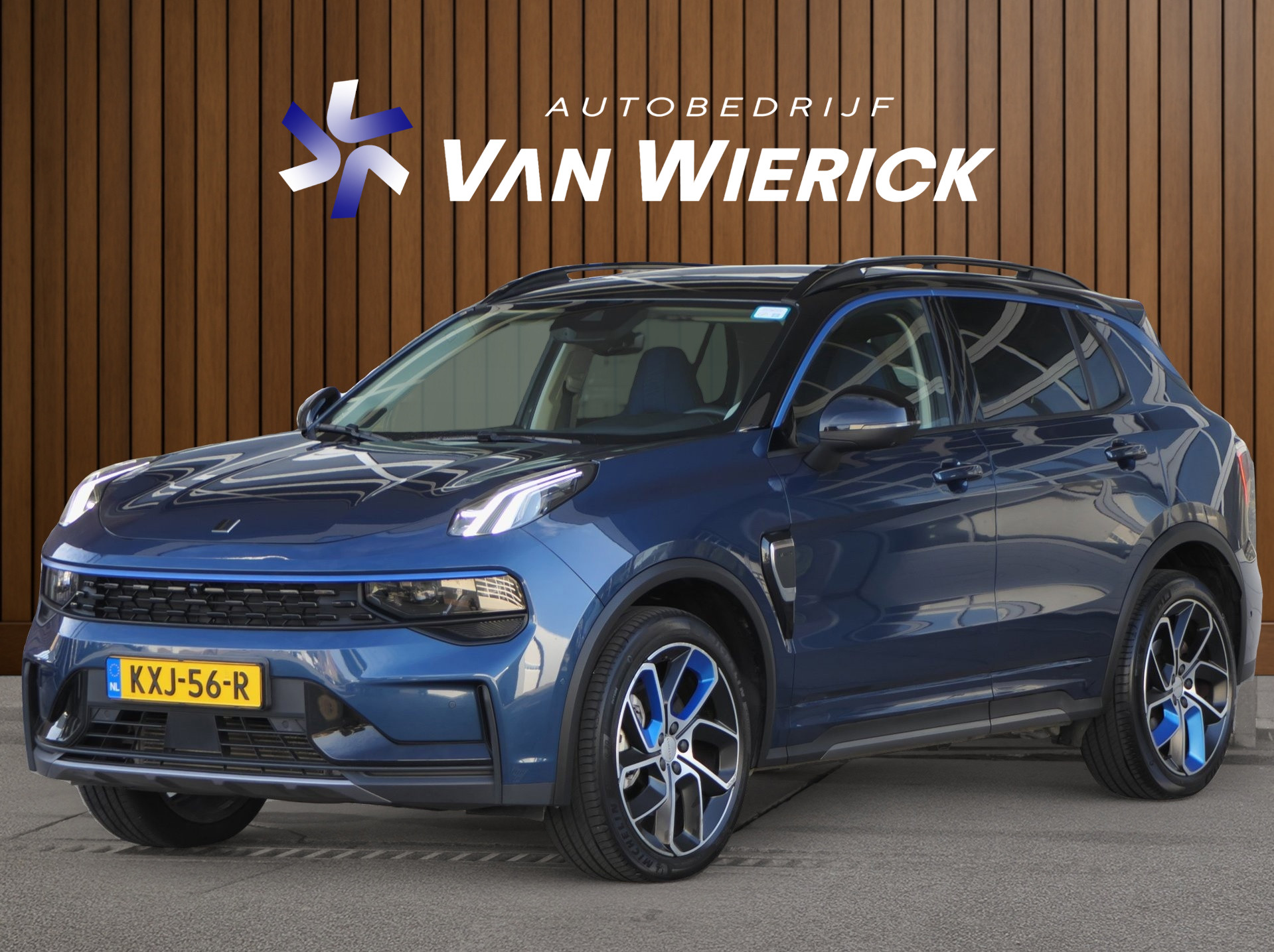 LYNK & Co 01 1.5 Plug-in Hybrid | Panoramadak | 360° Camera | Adapt Cruise 2023 - voorkant