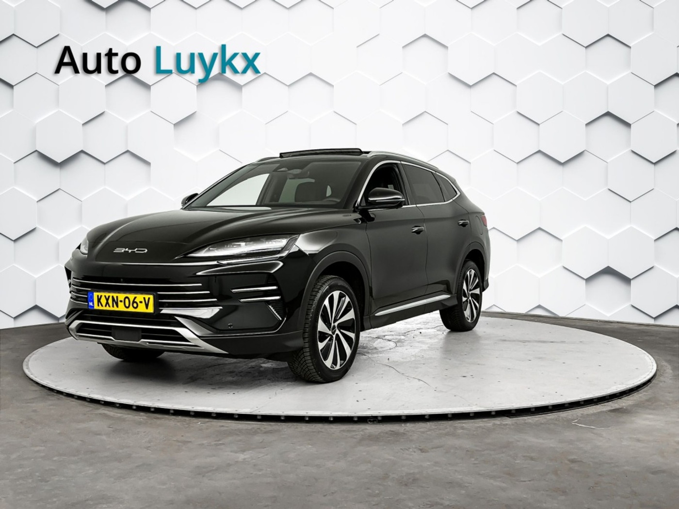 BYD Seal U 1.5 DM-i FWD Boost PHEV | Panoramadak | Elektrische Achterklep | Elektrische Stoelen 2025 - voorkant