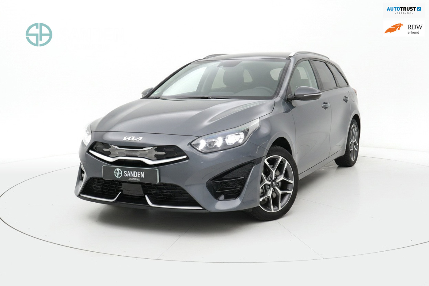 Kia Ceed Sportswagon 1.6 GDI PHEV DynamicPlusLine|Automaat|Led|Navi|Camera|Dodehoek|Stoelverwarming|17inch|Trekhaak 2022 - voorkant
