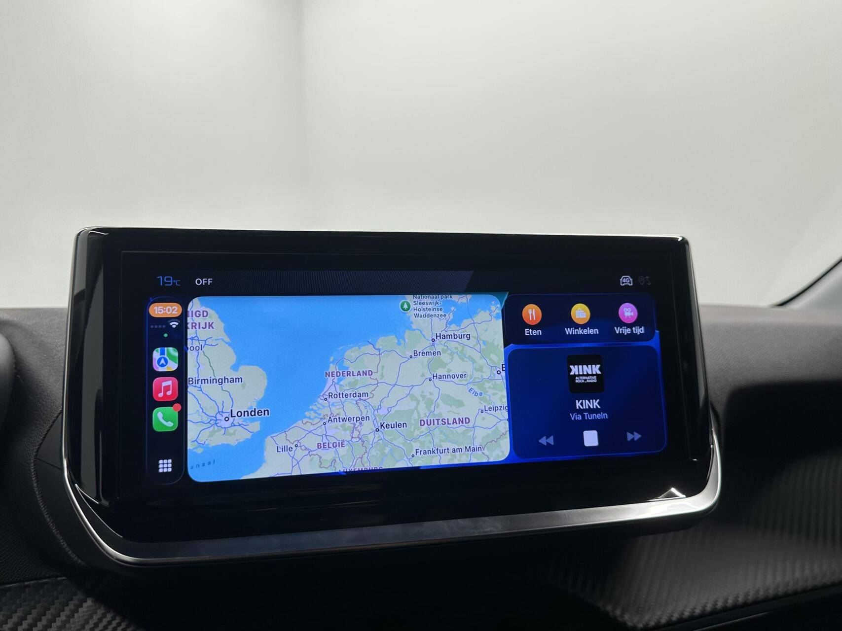 Foto van Peugeot E-208