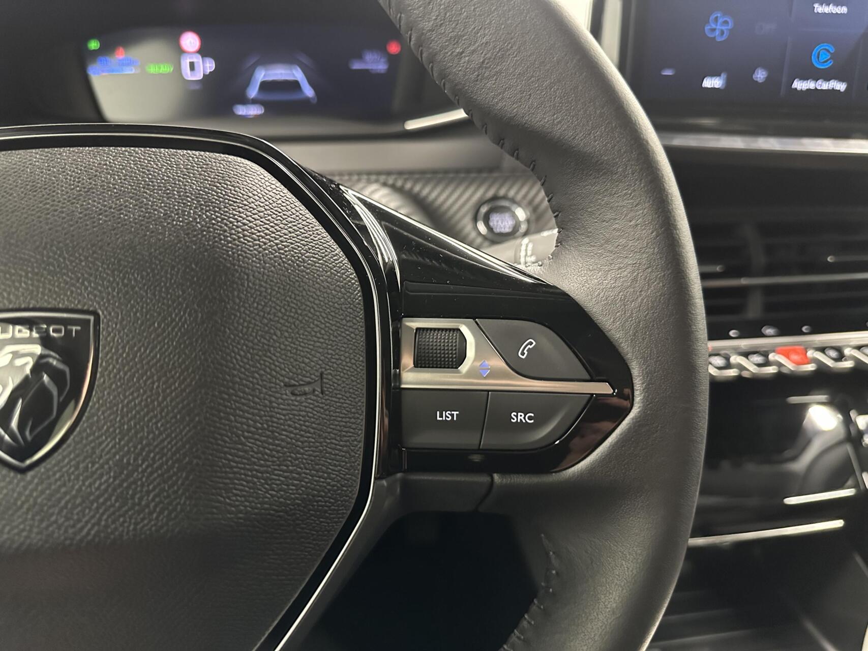 Foto van Peugeot E-208