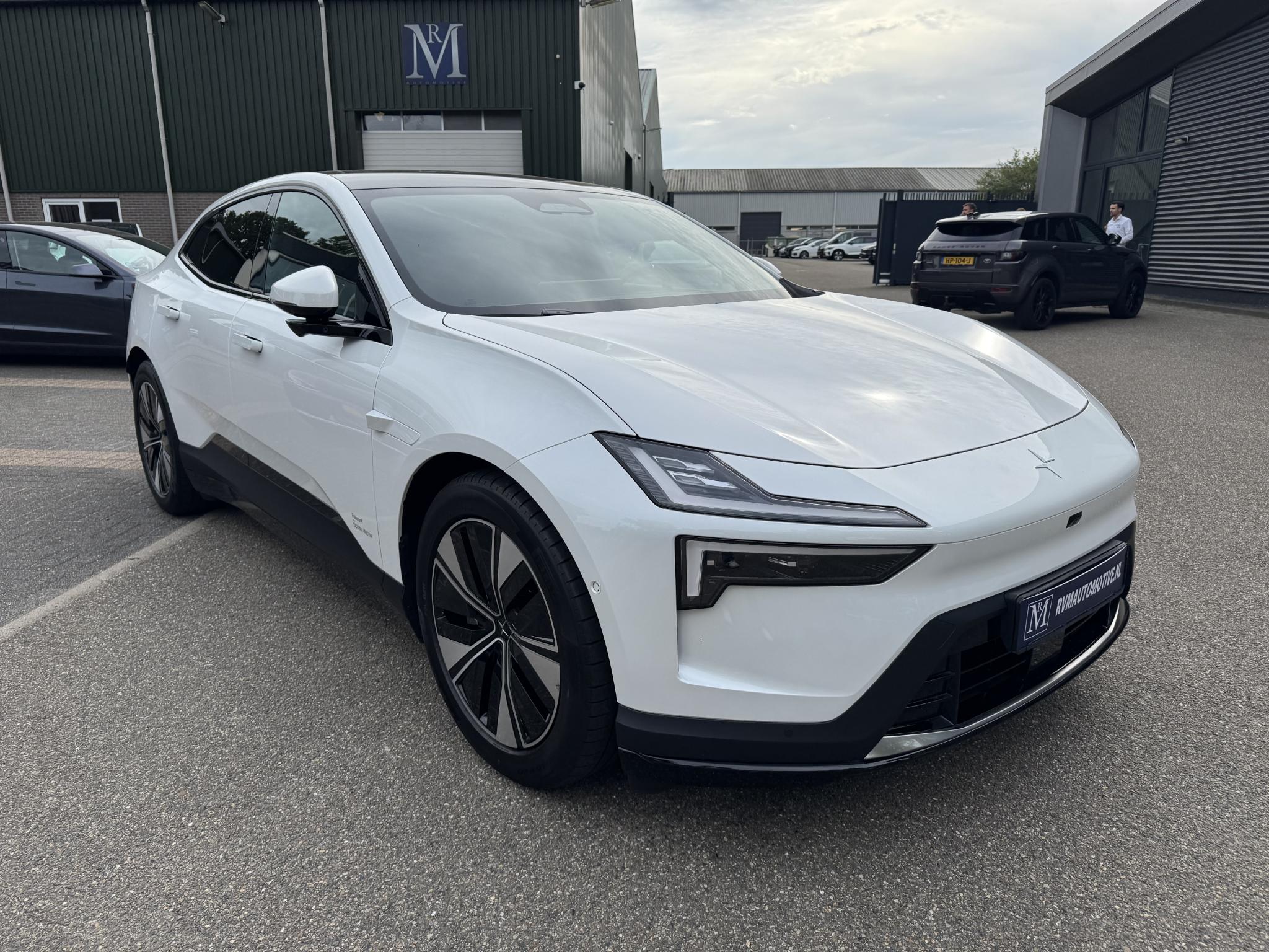 Foto van Polestar 4
