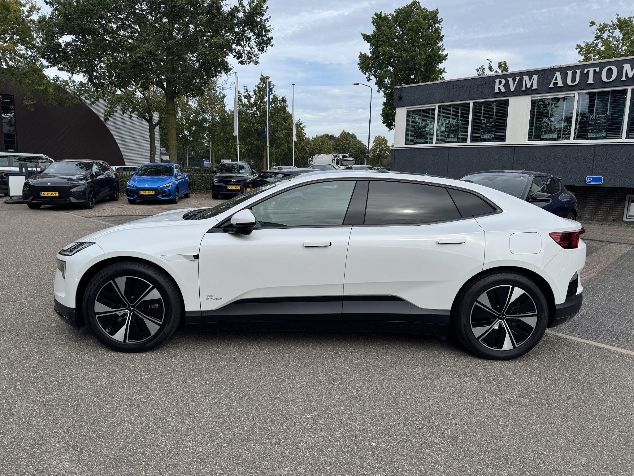 Foto van Polestar 4