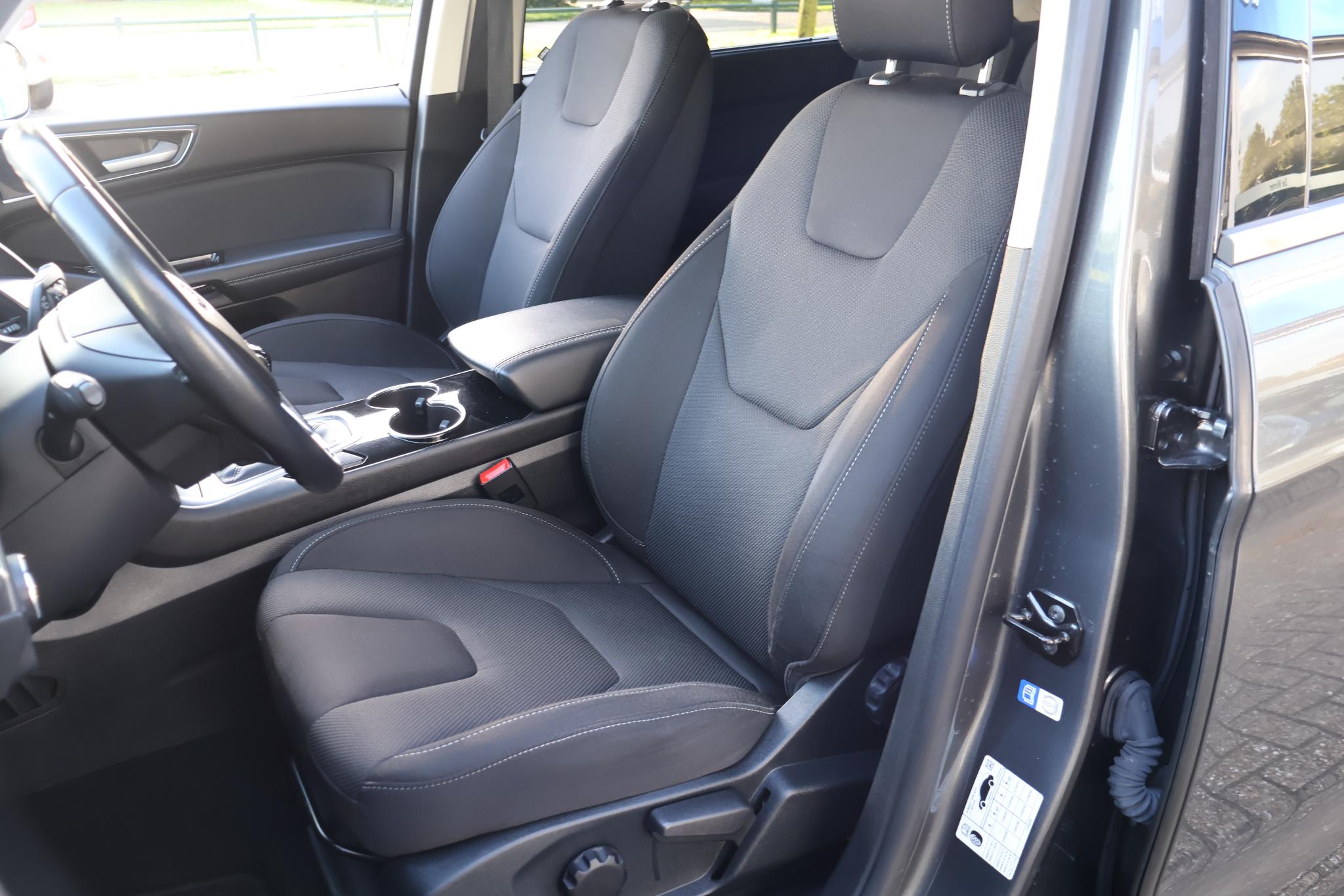 Foto van Ford S-max