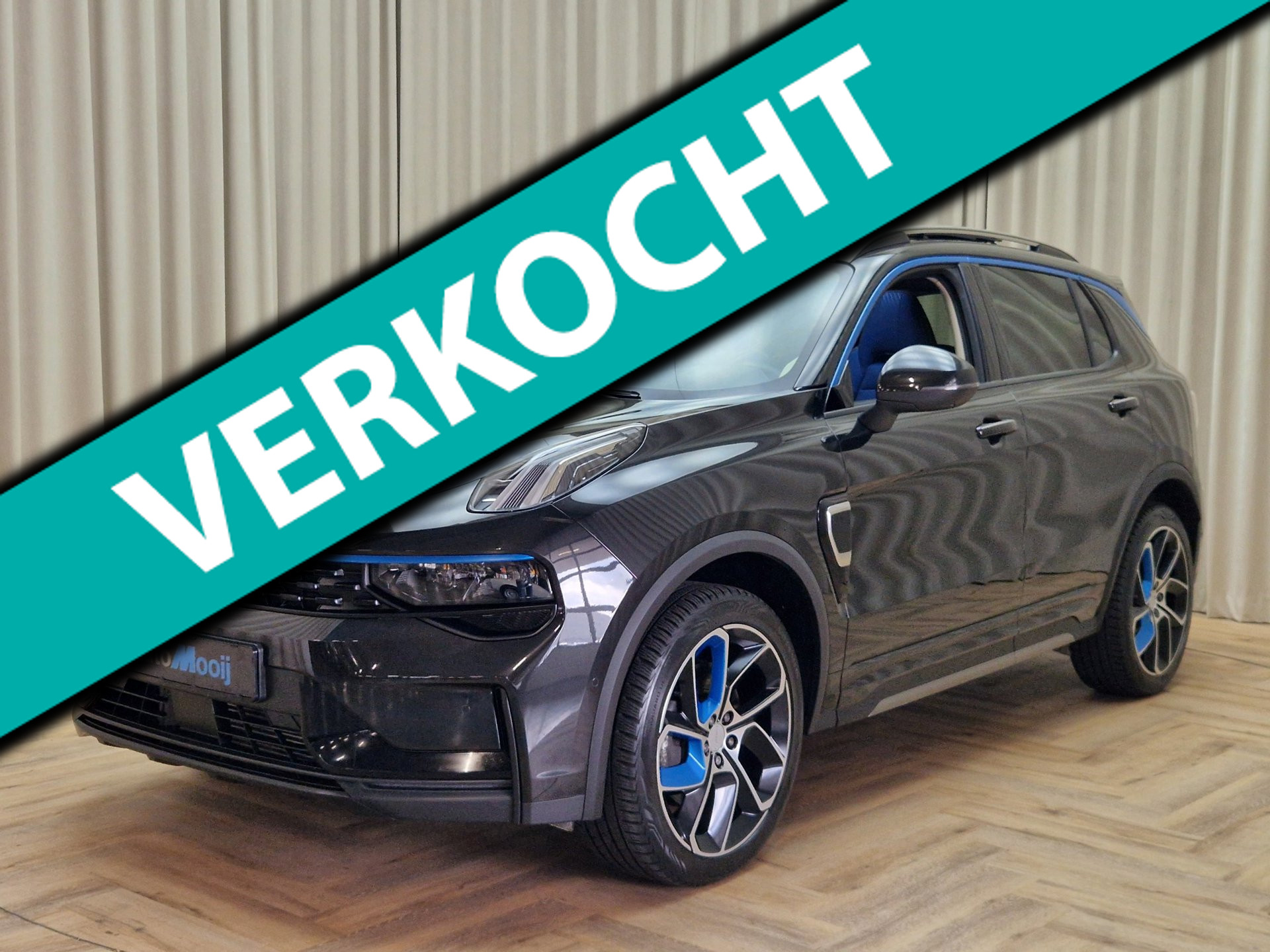 LYNK & Co 01 1.5 | Zwart | Zwarte hemel | Infinity Sound | Panoramadak | Adaptive Cruise | Memory Seat | Apple Carplay 2023 - voorkant