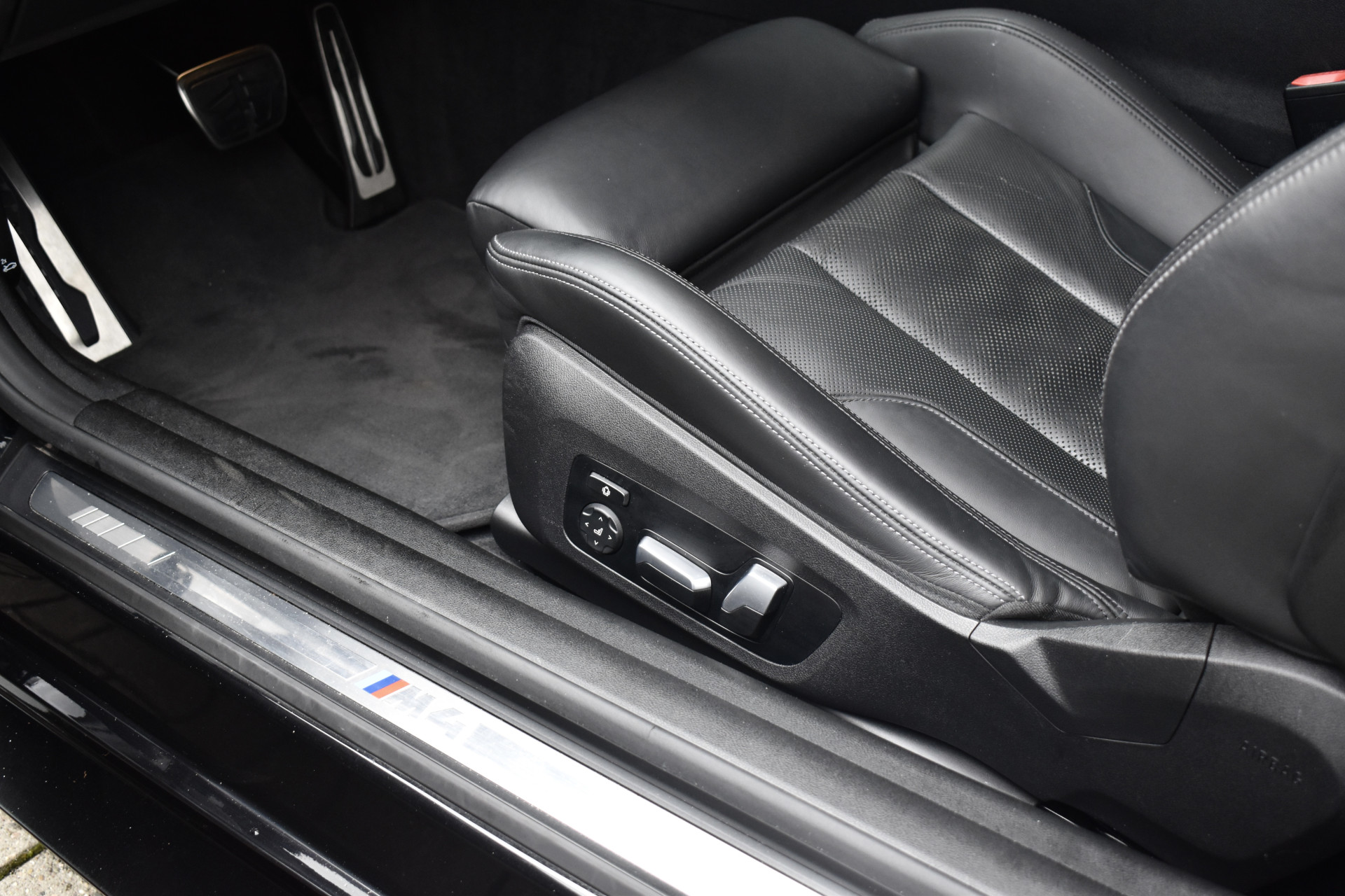 Foto van BMW M4 Competition M xDrive