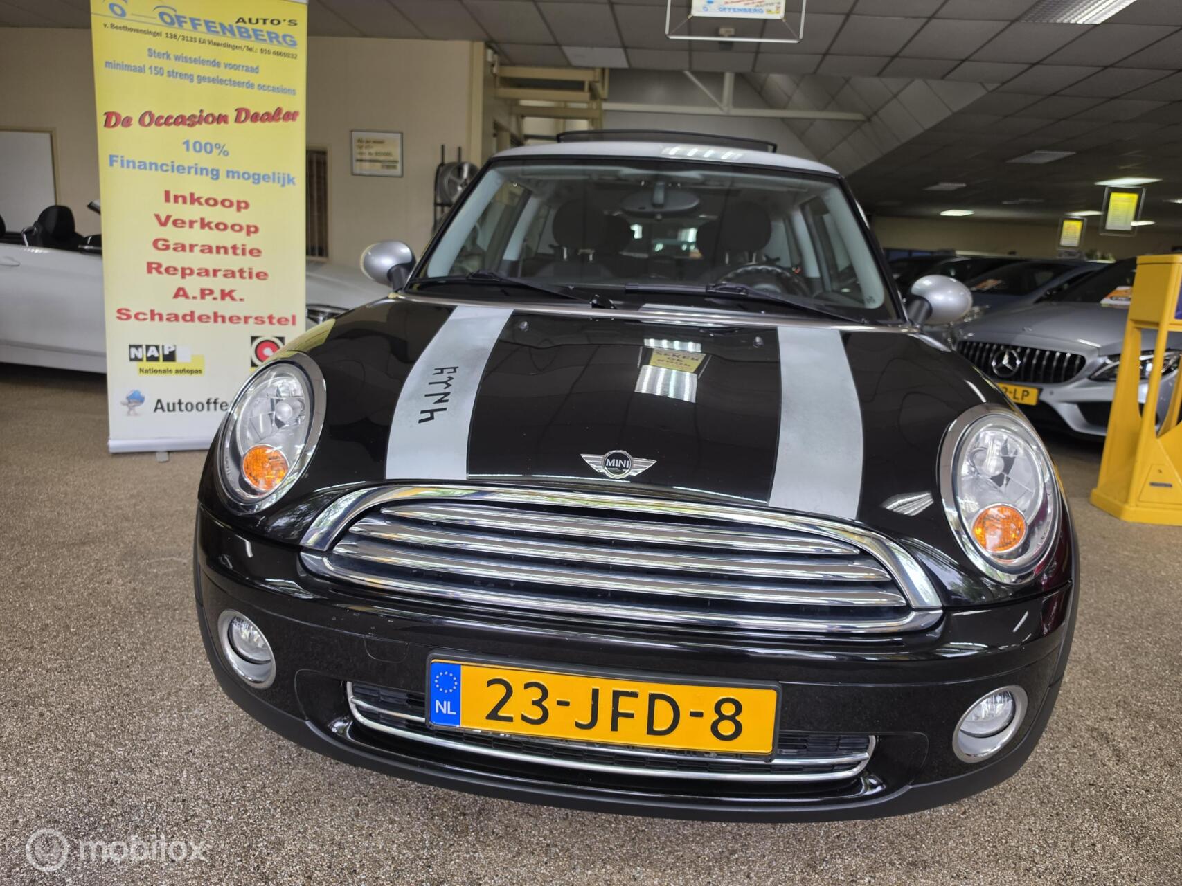 Mini Cooper 1.6 Cooper 2009 - voorkant