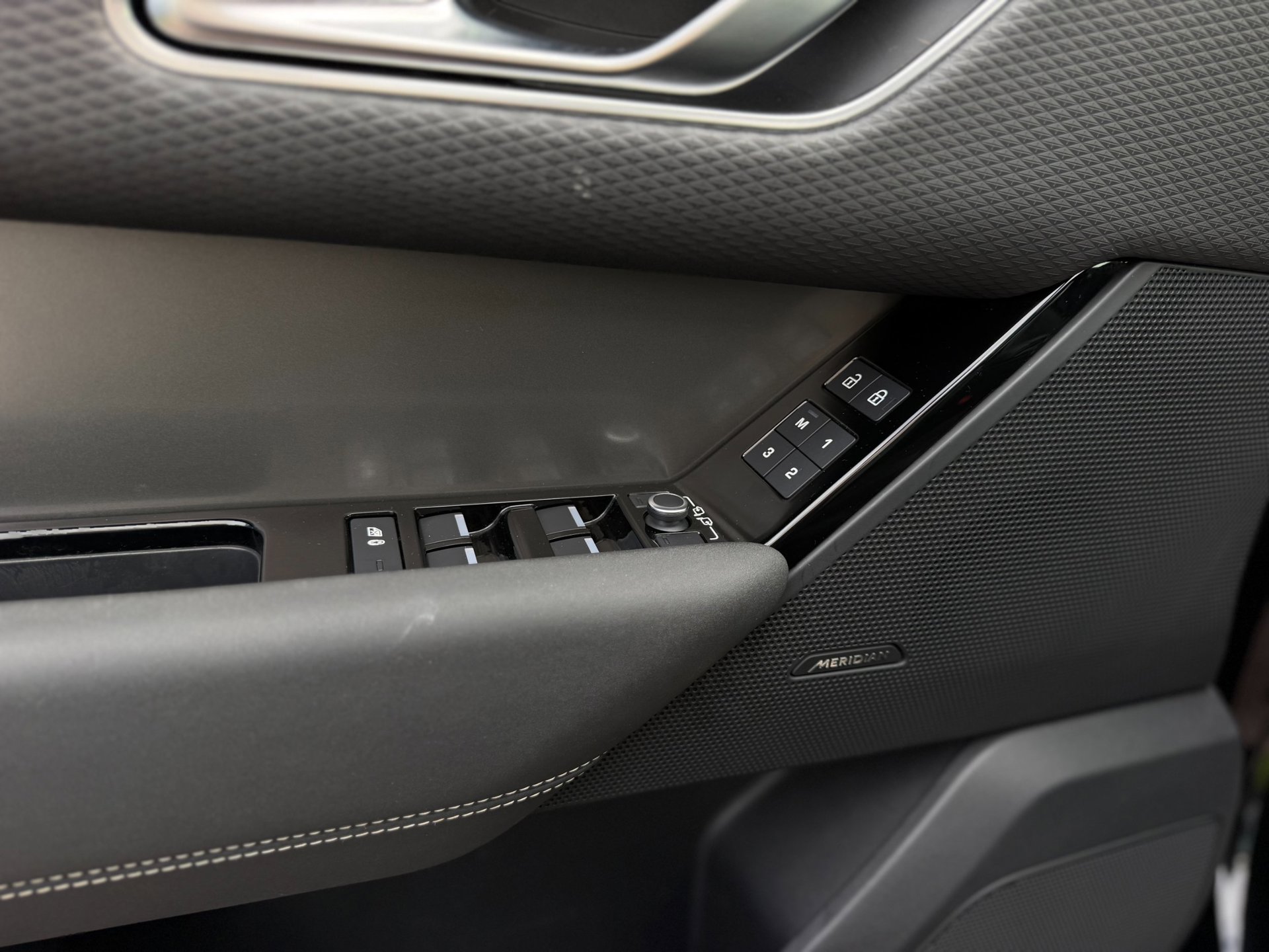 Foto van Land Rover Range Rover Velar