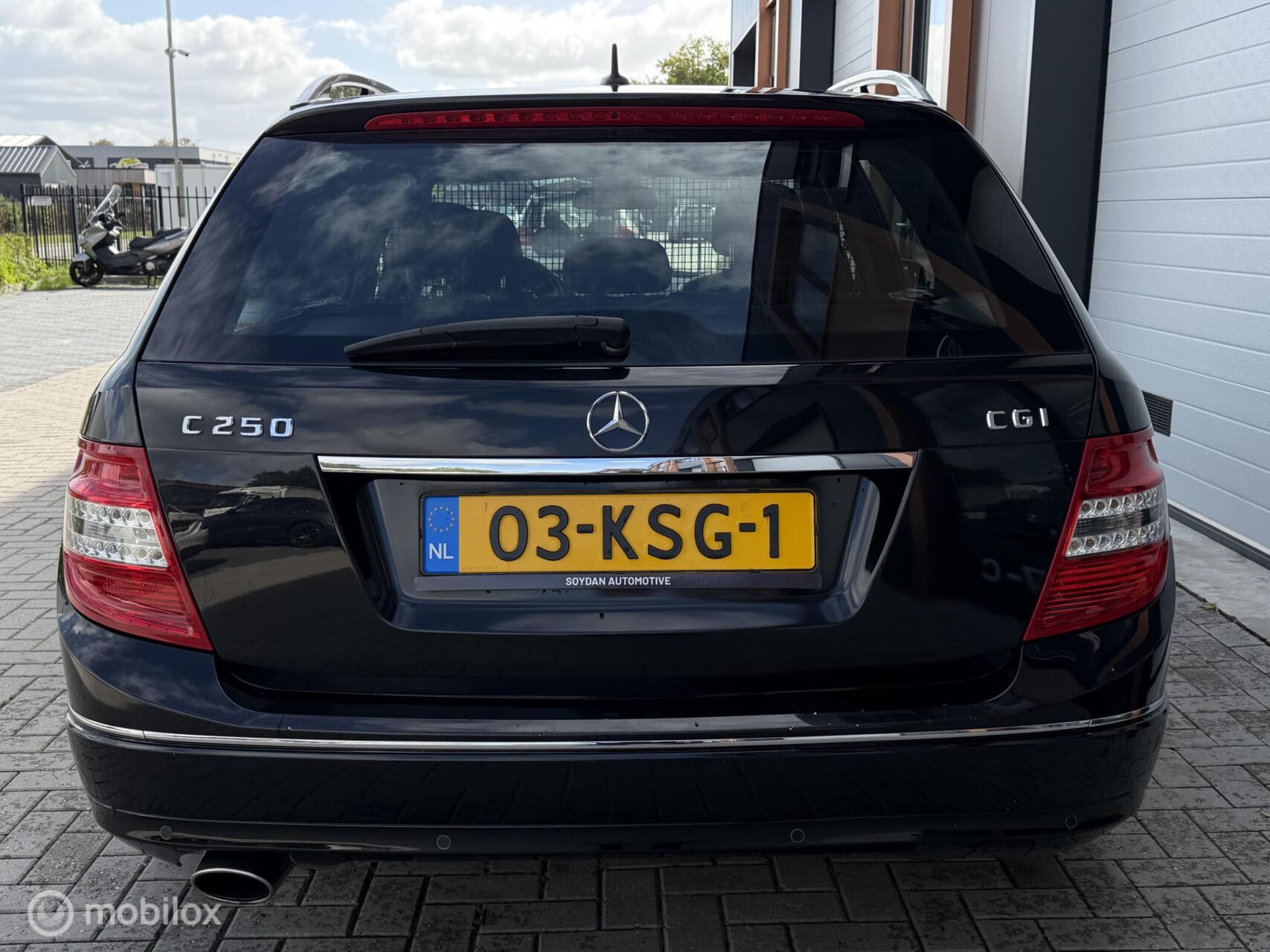 Foto van Mercedes-Benz C 250 Cgi