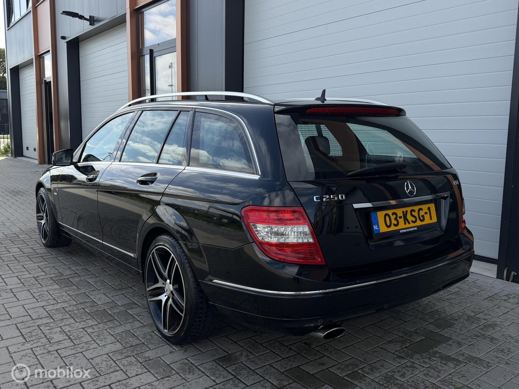 Foto van Mercedes-Benz C 250 Cgi