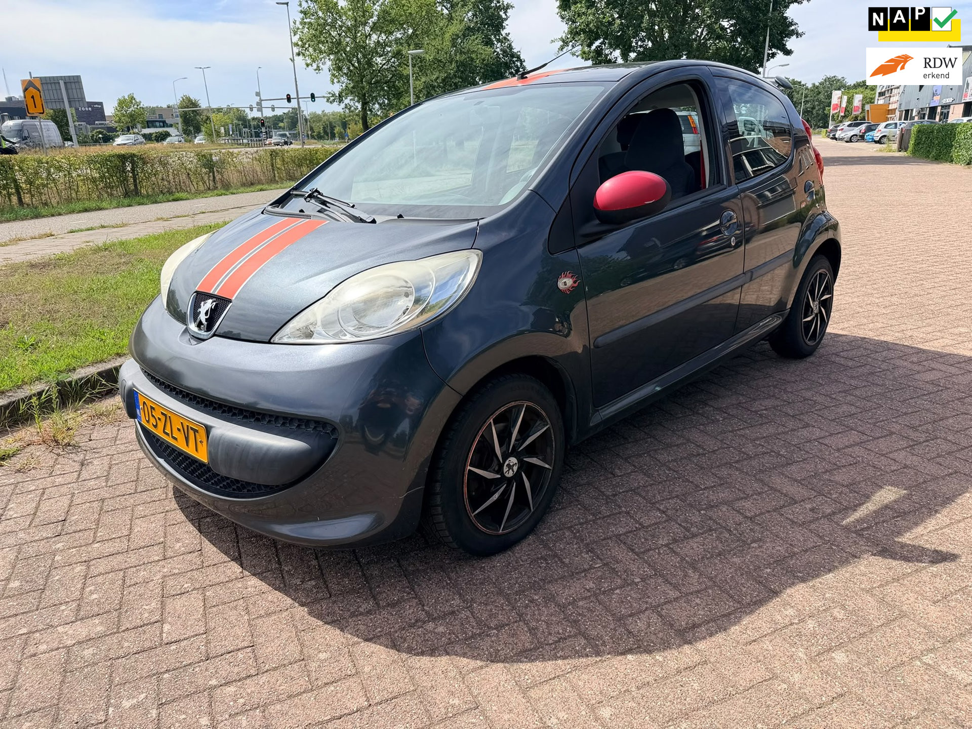 Peugeot Peugeot 107 1.0-12V XS-AIRCO ijskoud- sportvelgen sportief 2008 - voorkant