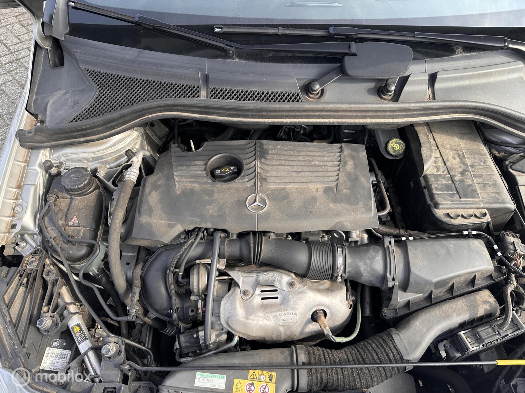 Foto van Mercedes-Benz B 180