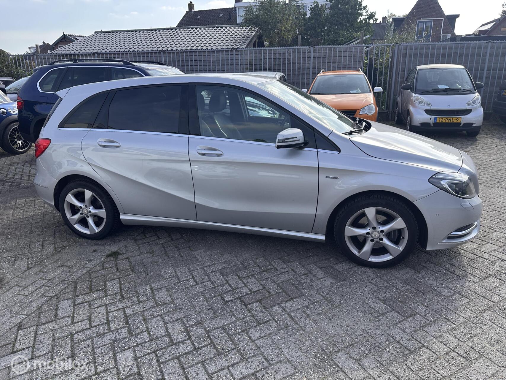 Foto van Mercedes-Benz B 180