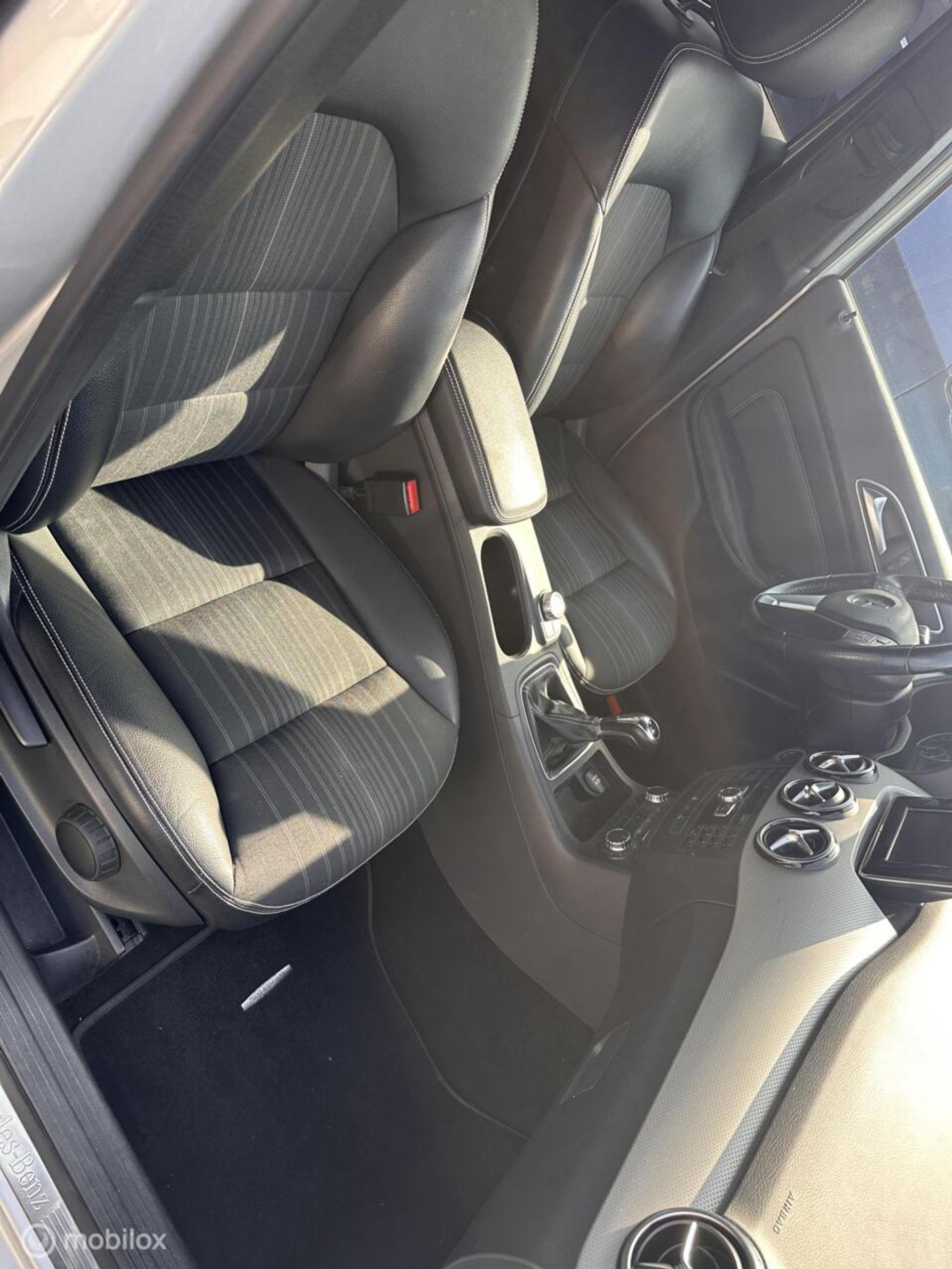 Foto van Mercedes-Benz B 180