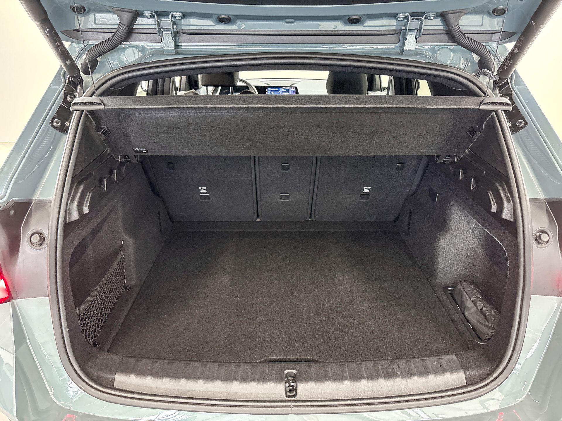 Foto van BMW Ix1 Xdrive30