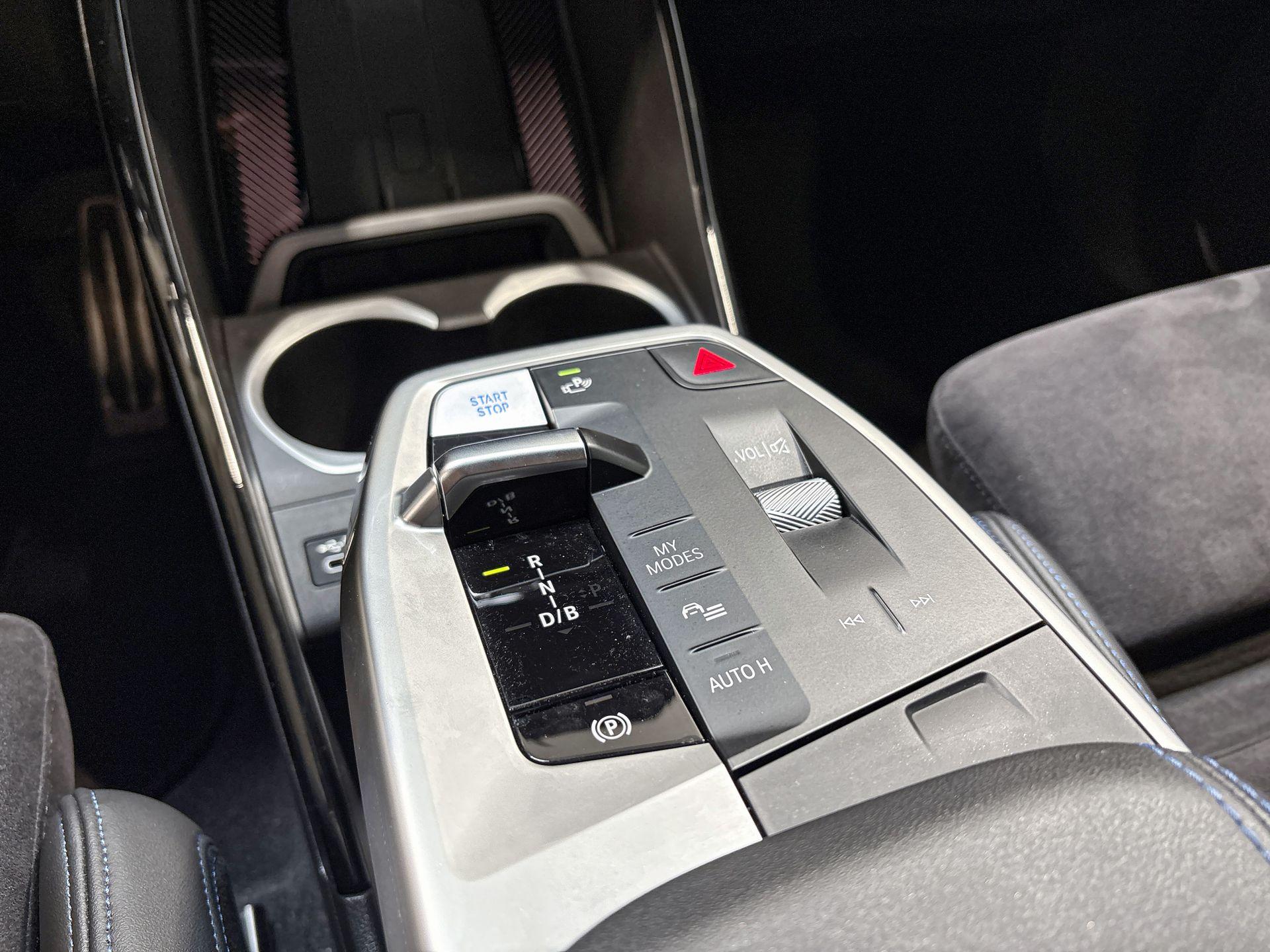 Foto van BMW Ix1 Xdrive30