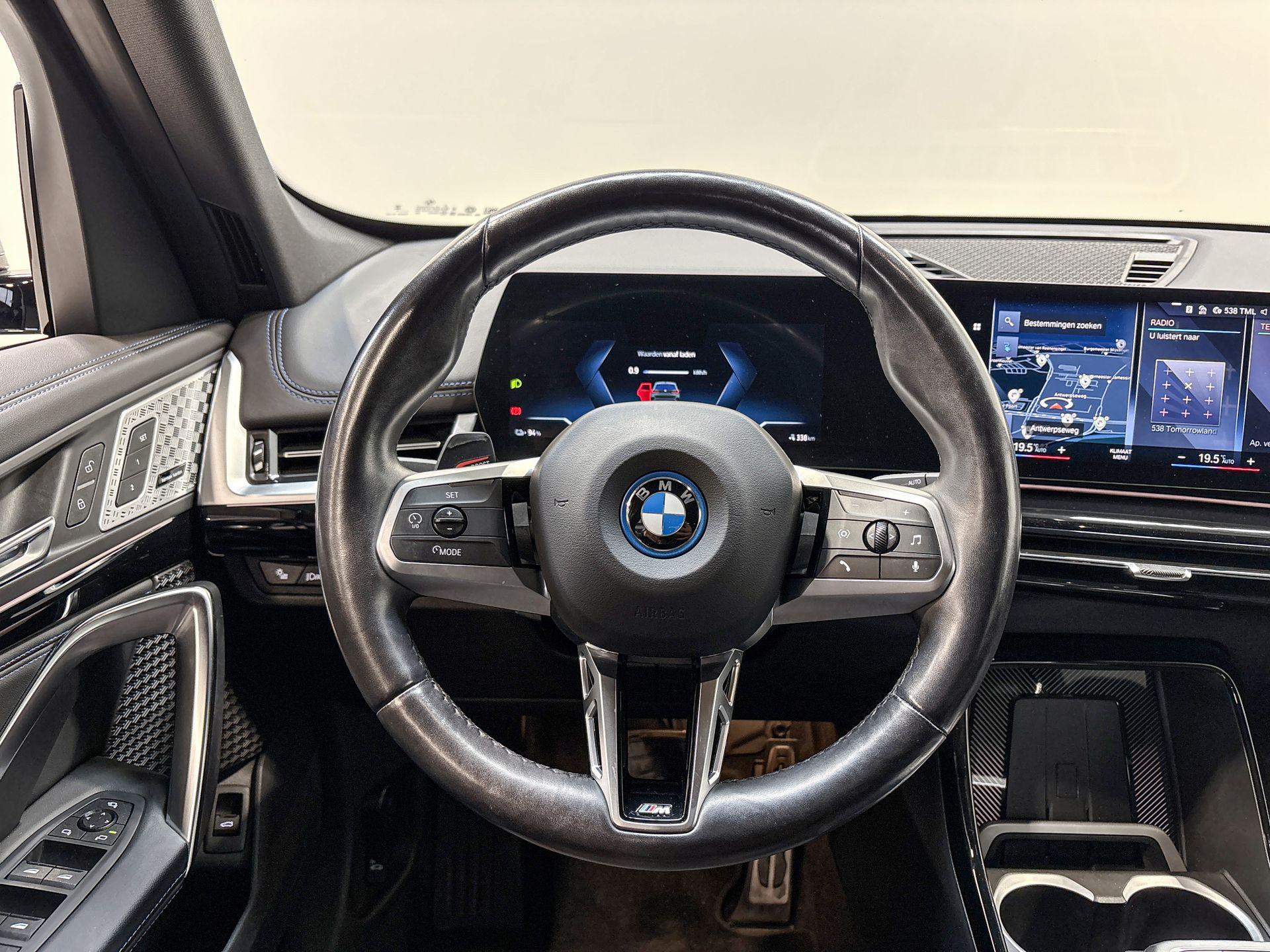 Foto van BMW Ix1 Xdrive30