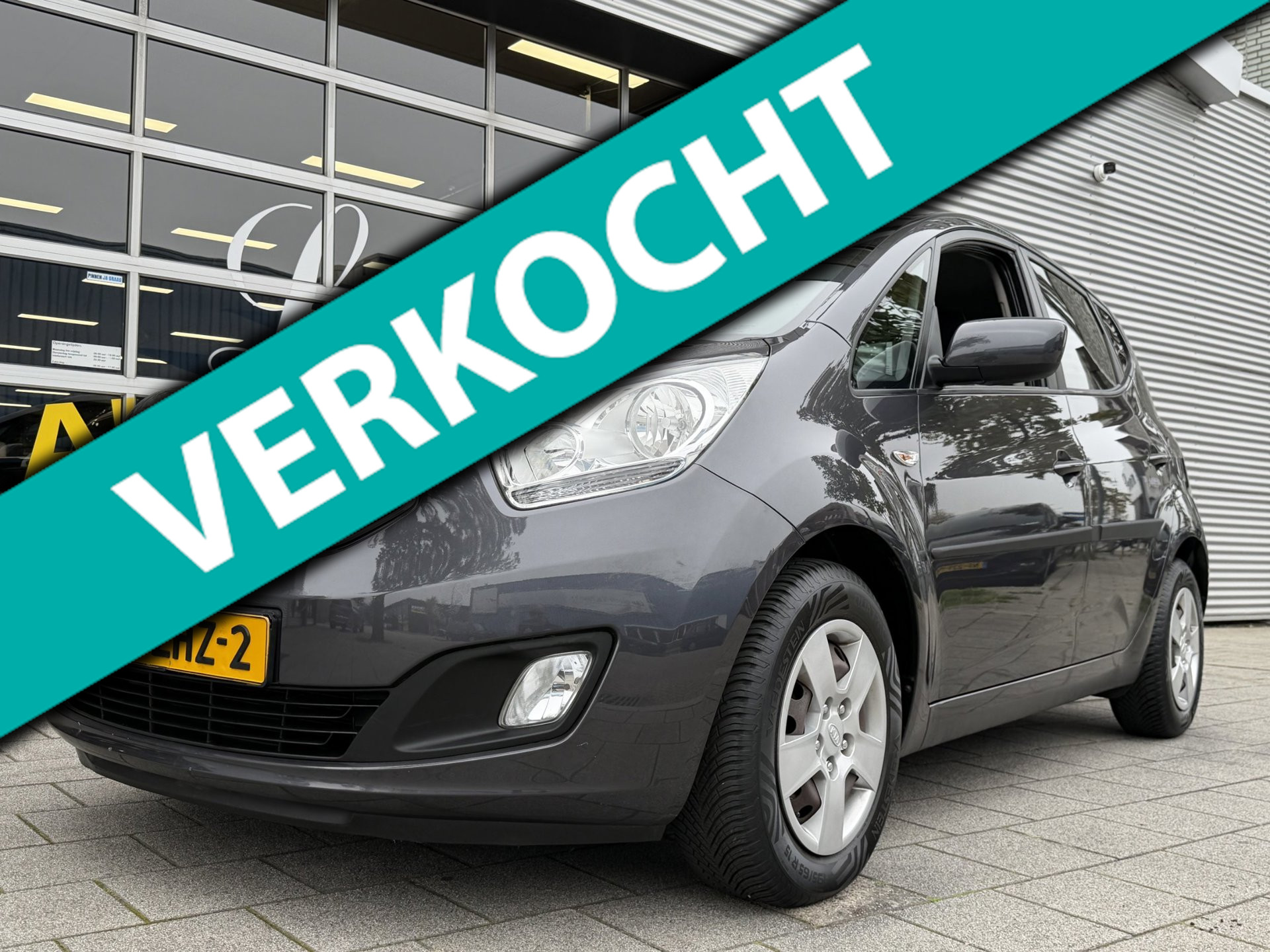 Kia Venga 1.4 CVVT Plus Pack - 63.000 KM I Navigatie I Airco I Comfort pakket I Dealer onderhouden 2012 - voorkant