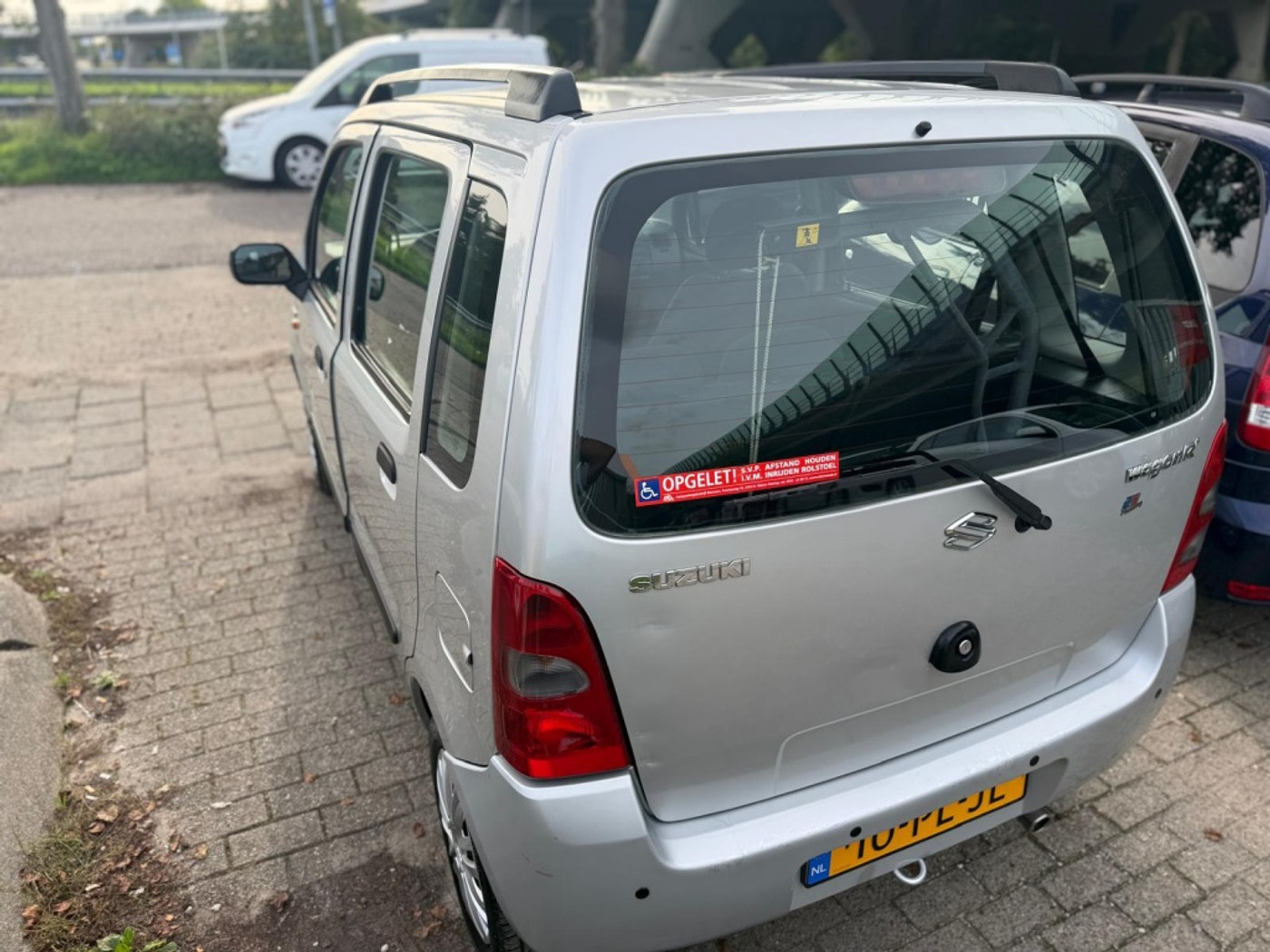Foto van Suzuki Wagon R