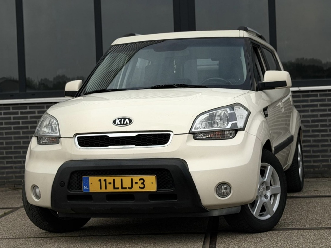 Kia Soul 1.6 X-tra 2010 - voorkant