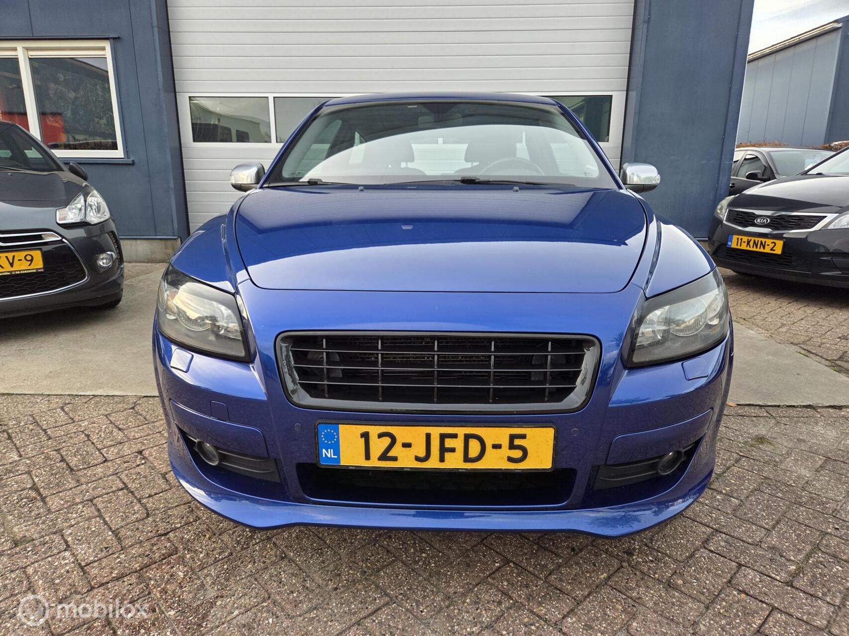 Foto van Volvo C30