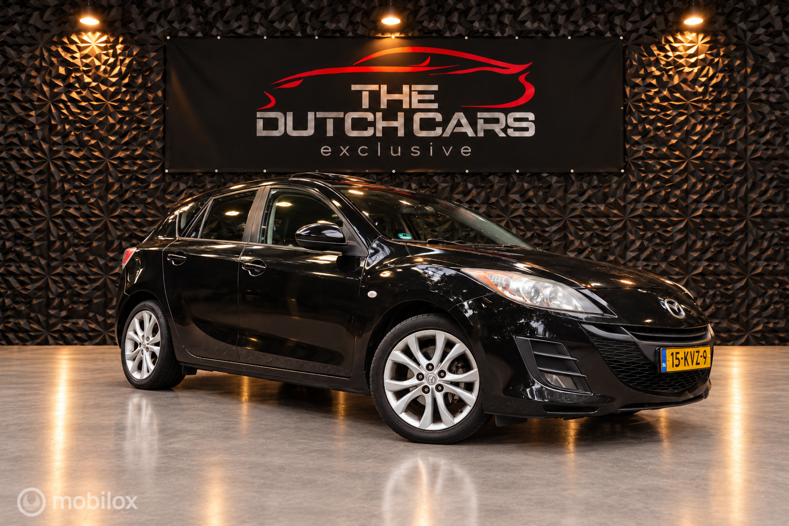 Mazda Mazda 3 1.6 GT-M Line | Stoelverwarming | CC | Parkeersensor 2010 - voorkant
