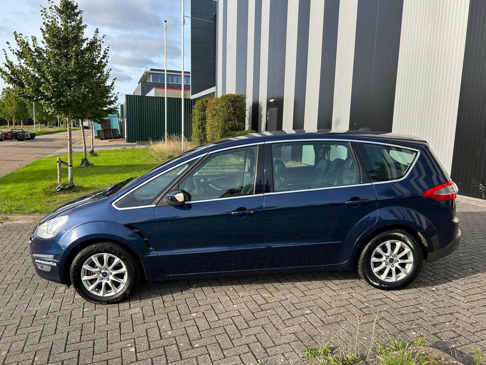 Foto van Ford S-max
