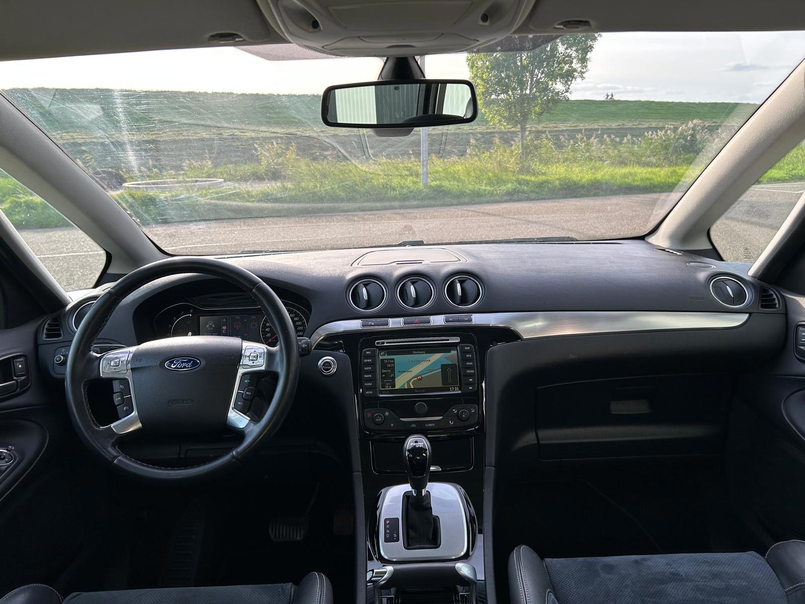Foto van Ford S-max