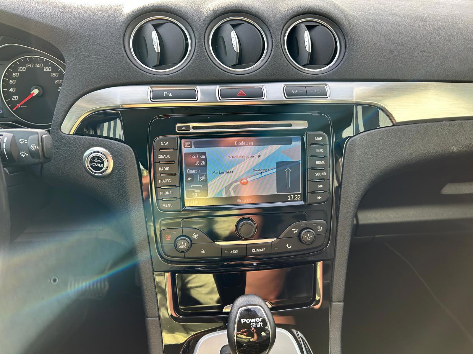 Foto van Ford S-max