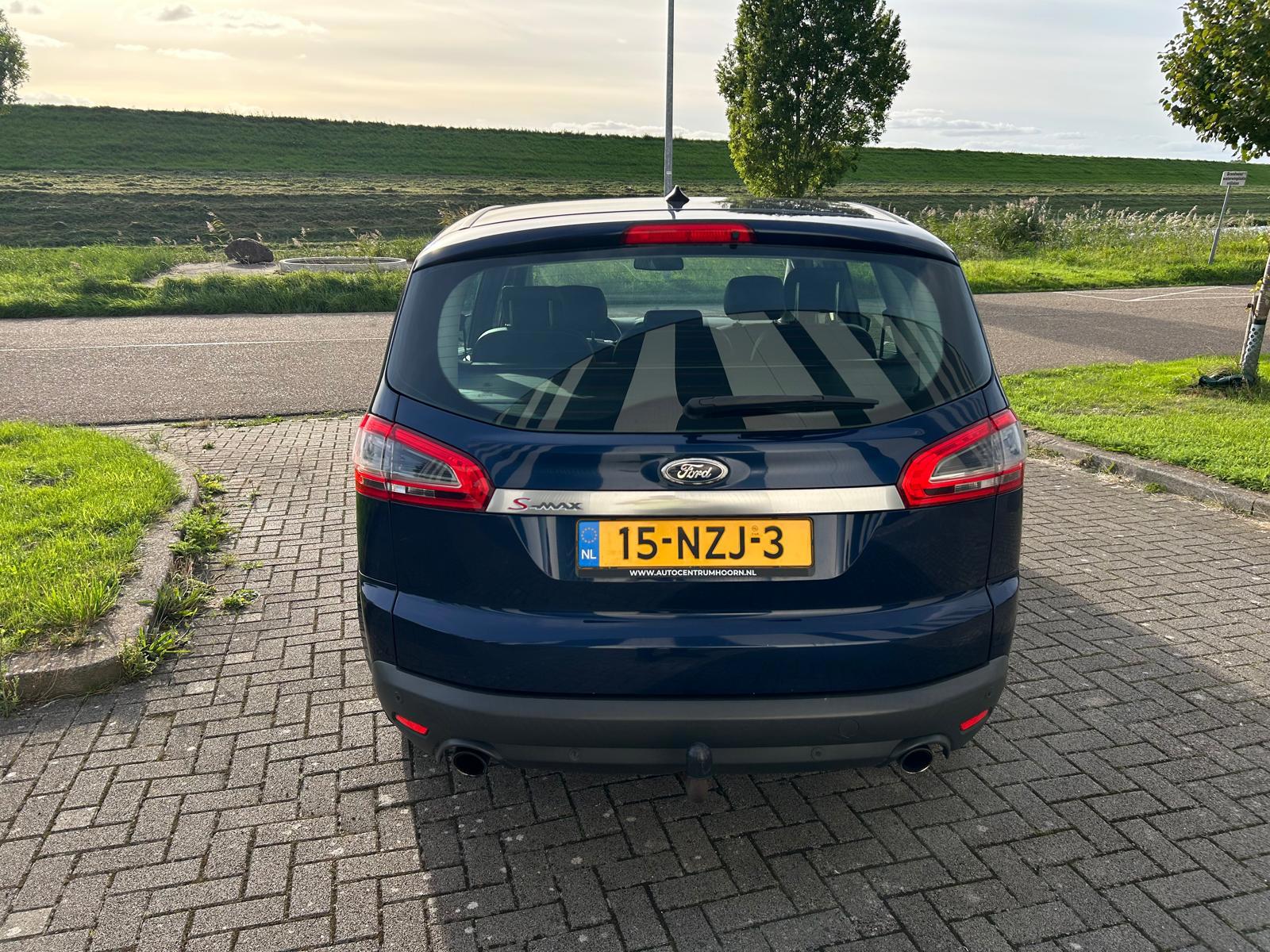 Foto van Ford S-max