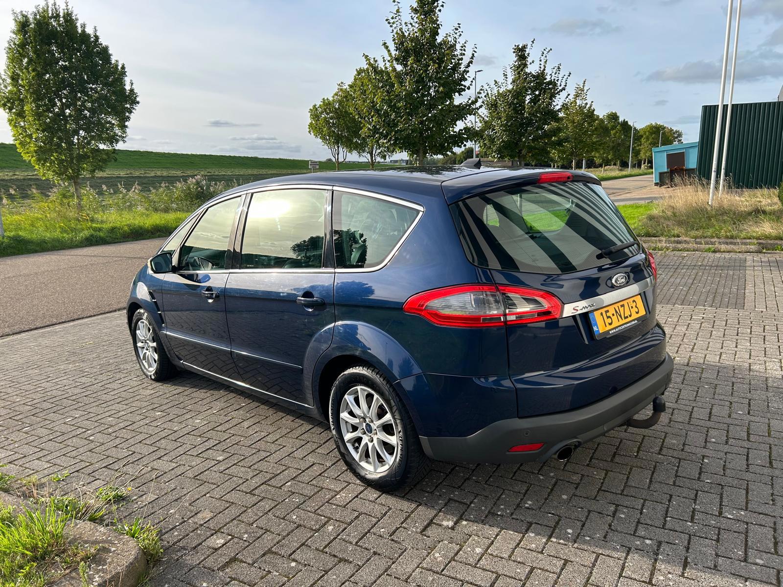 Foto van Ford S-max