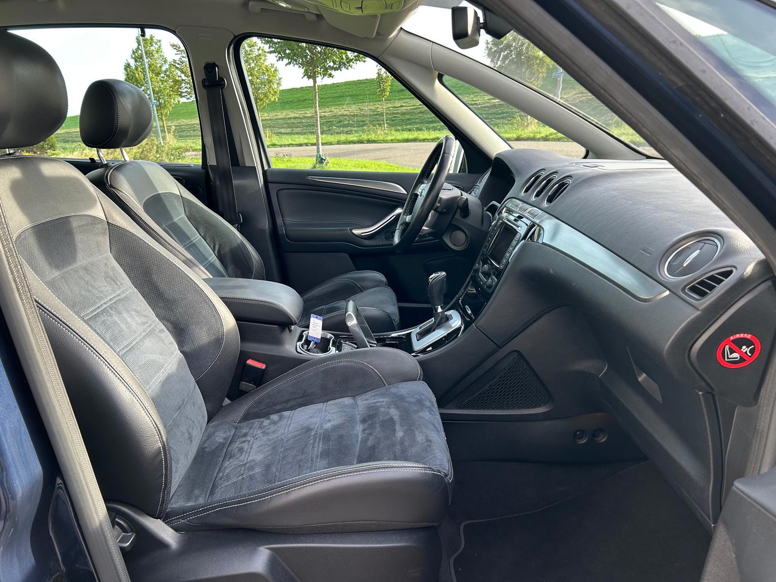 Foto van Ford S-max