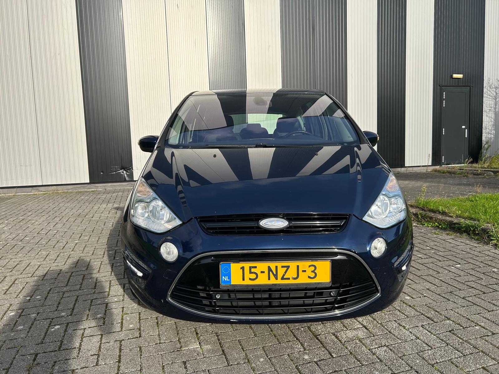 Foto van Ford S-max